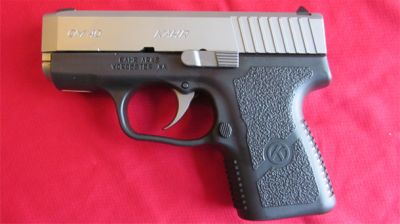 Kahr CM40